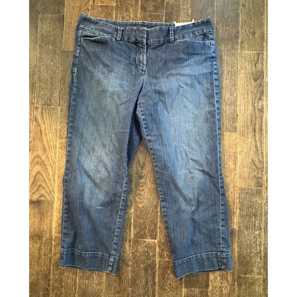 Ann Taylor Denim - Ann Taylor LOFT Women's Size 10 (34x22) Modern Crop Capri Denim Blue Jeans